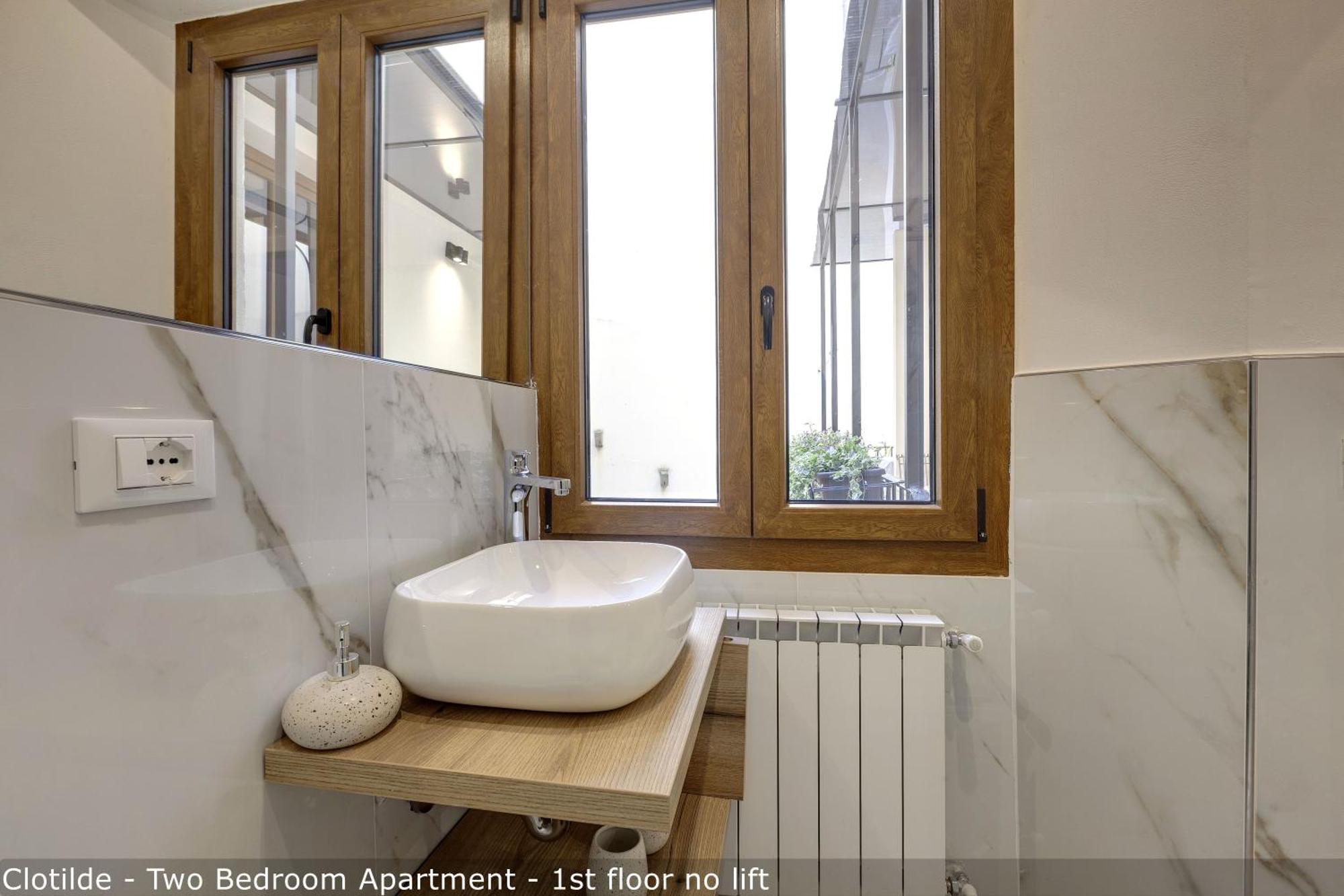 Tamara & Clotilde Apartments By Mamo Florens Rum bild