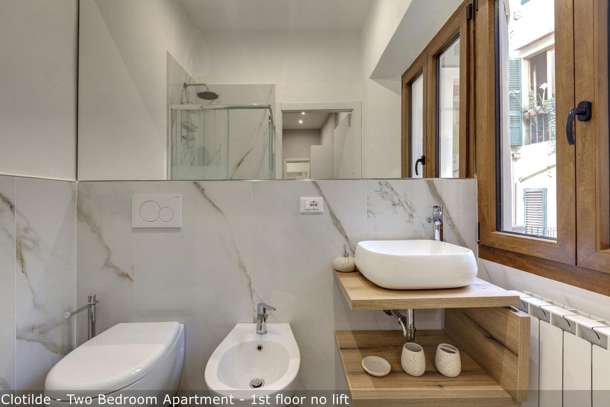 Tamara & Clotilde Apartments By Mamo Florens Rum bild